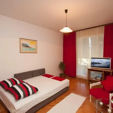 Apartment Marusic Omis